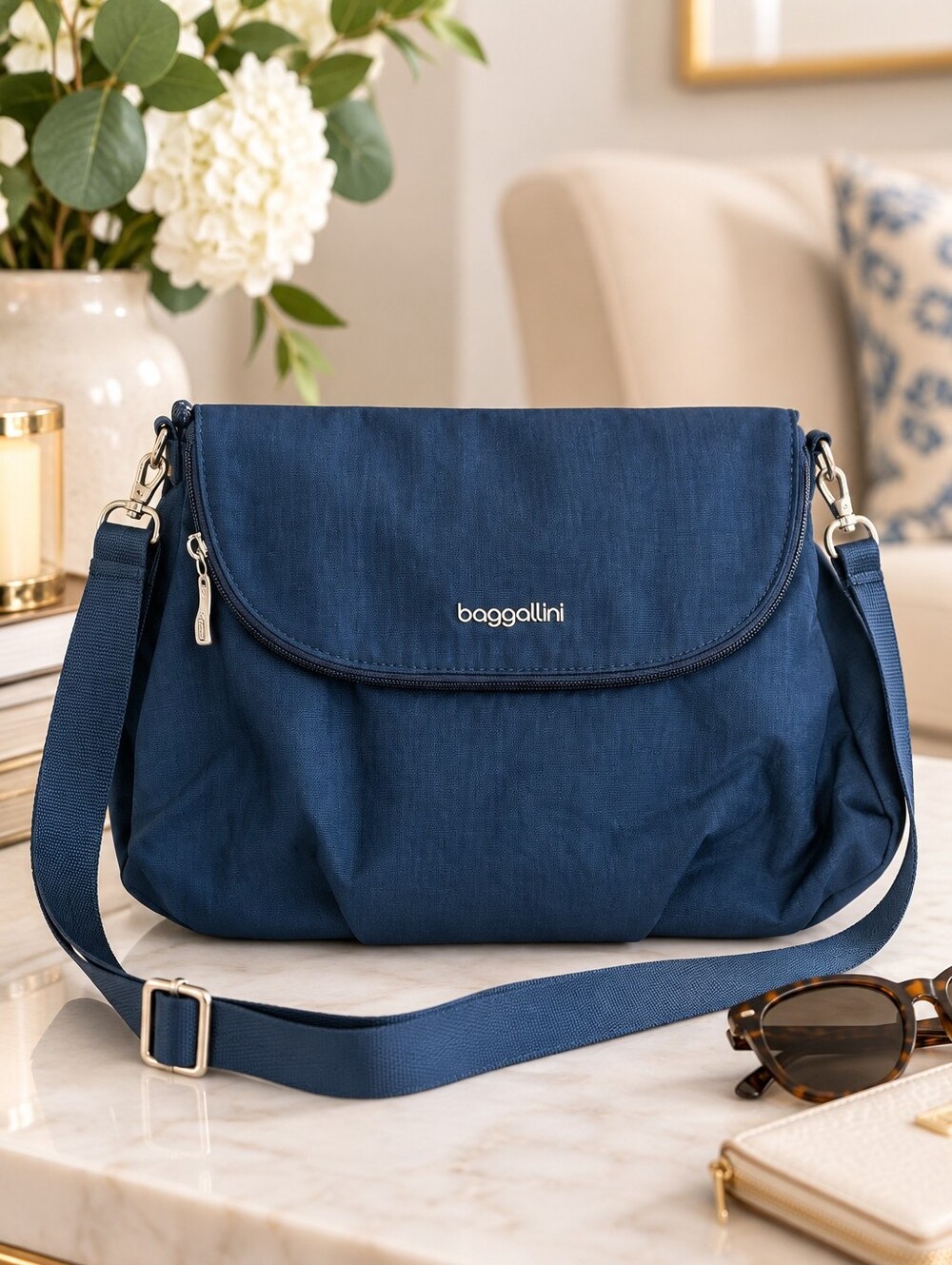 Baggallini Navy Blue Crossbody Shoulder Bag Organizer Purse 13x10